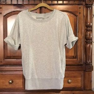 S gap short sleeve sweater with pockets